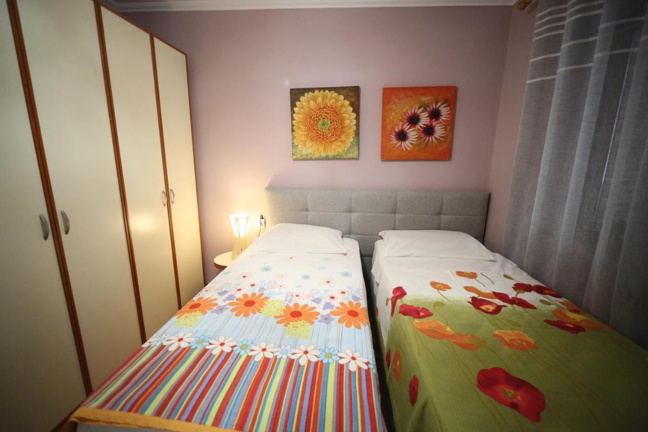 Eos Apartment Tiranë Ngoại thất bức ảnh