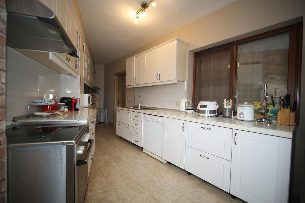 Eos Apartment Tiranë Ngoại thất bức ảnh